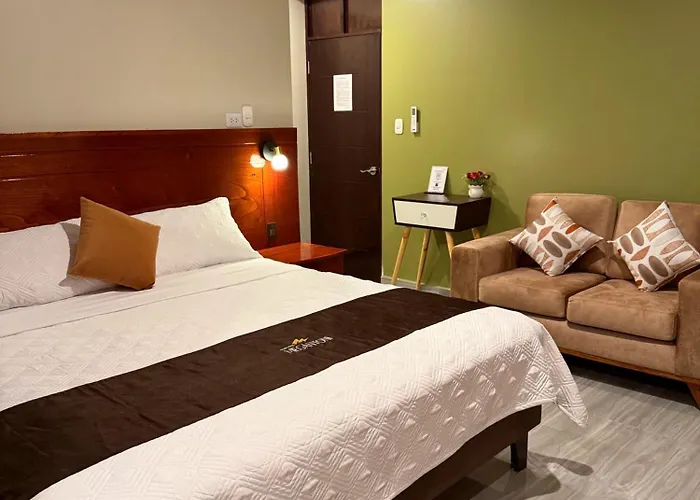 Hotel Grand Megantoni