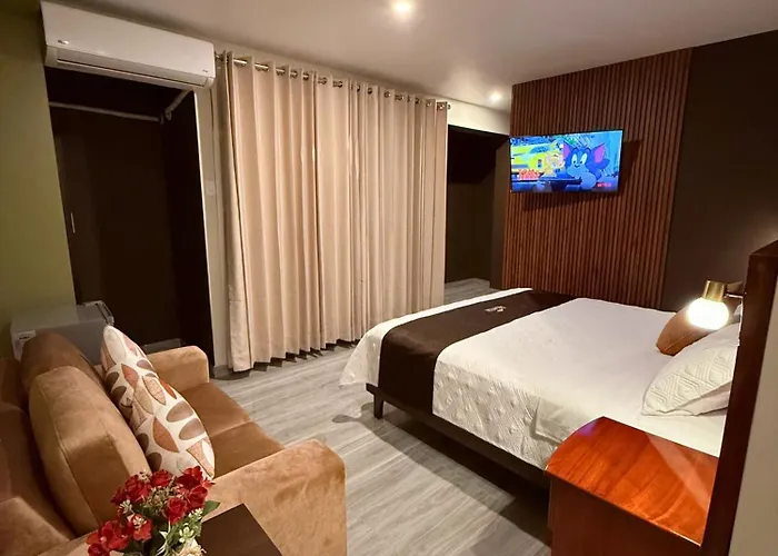 Hotel Grand Megantoni
